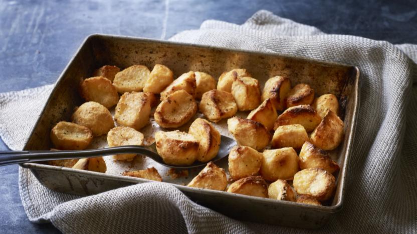 Low-fat roast potatoes