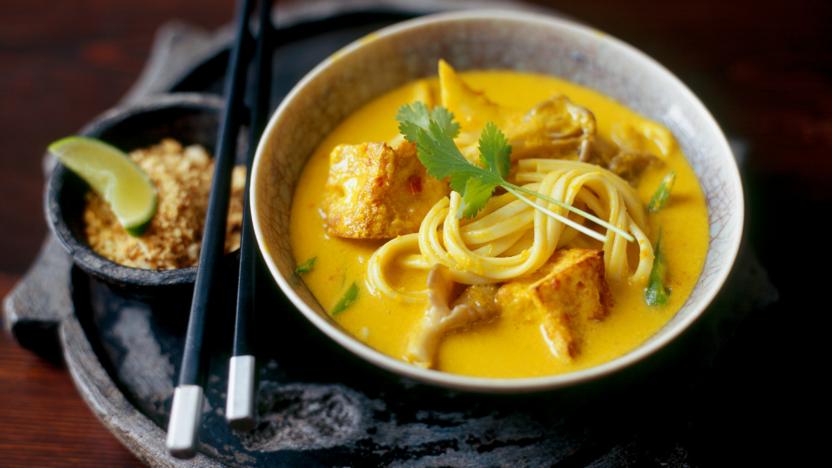 Malaysian-spiced noodles with tofu