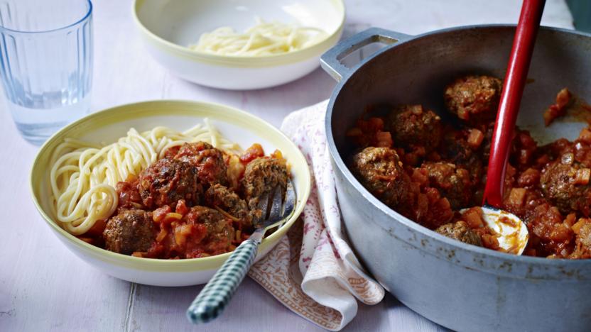 Kids' spaghetti and meatballs