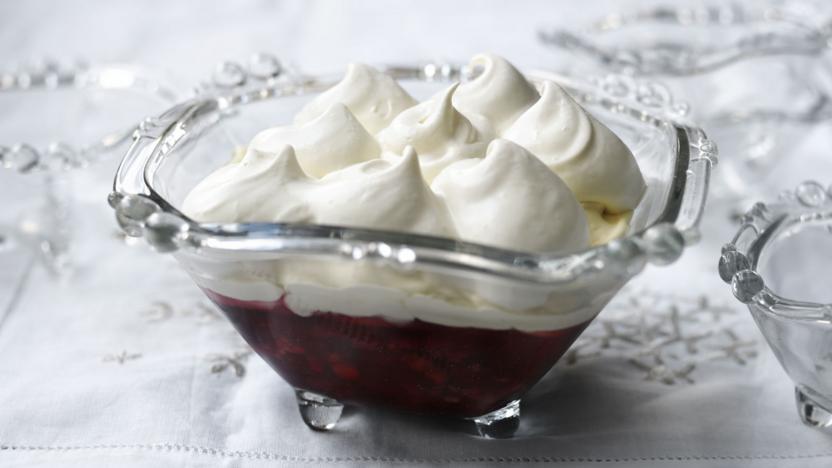 Mulled wine trifle