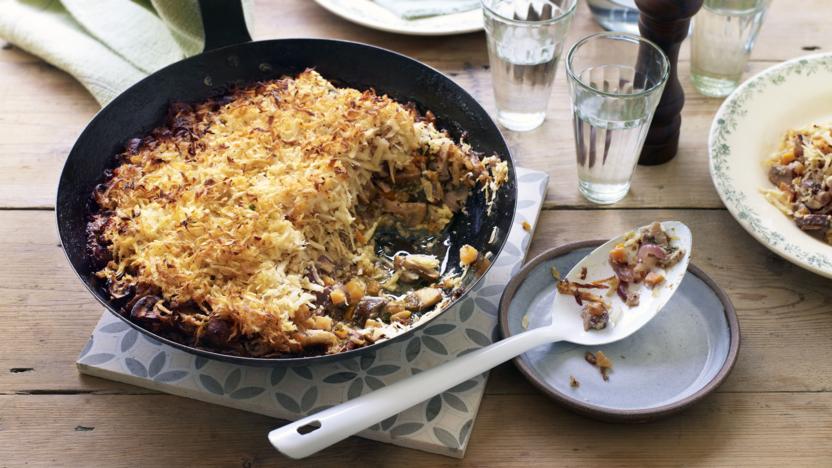 Mushroom and parsnip rösti pie