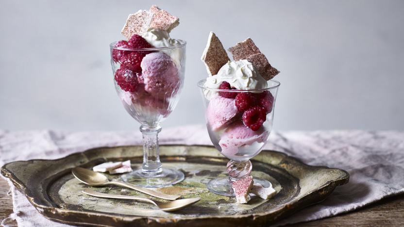 Pictures Of Ice Cream Sundaes - Clashing Pride