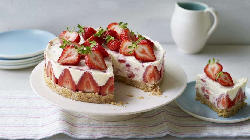 No-bake strawberry cheesecake