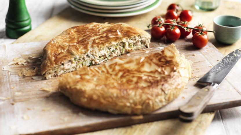 Pan-fried chicken pie 