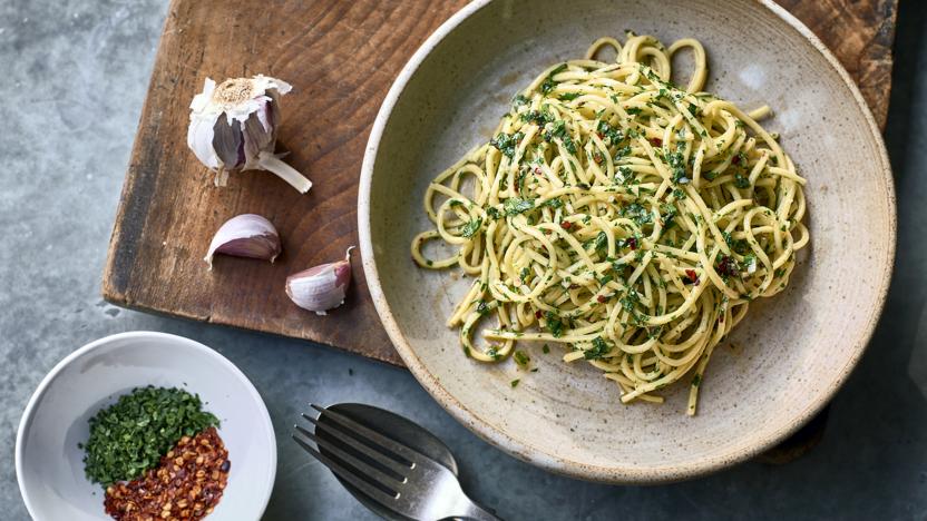 Spaghetti with garlic and chilli recipe - BBC Food