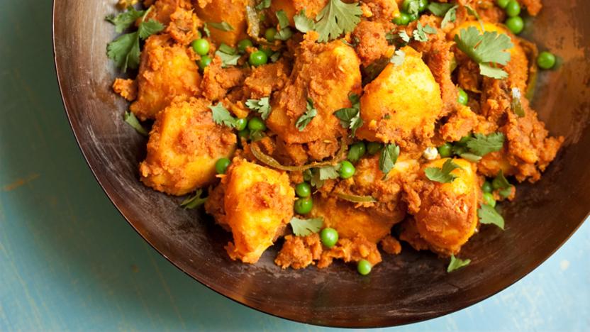 Potato and pea curry (aloo dum) recipe - BBC Food