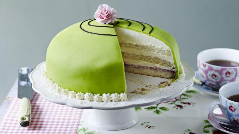 Princess Cake – The Solvang Bakery