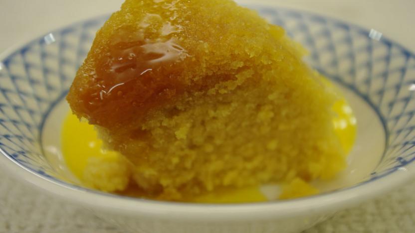 Quick syrup and lemon sponge pudding