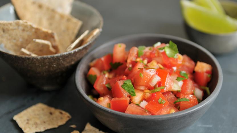 salsa with fresh tomatoes