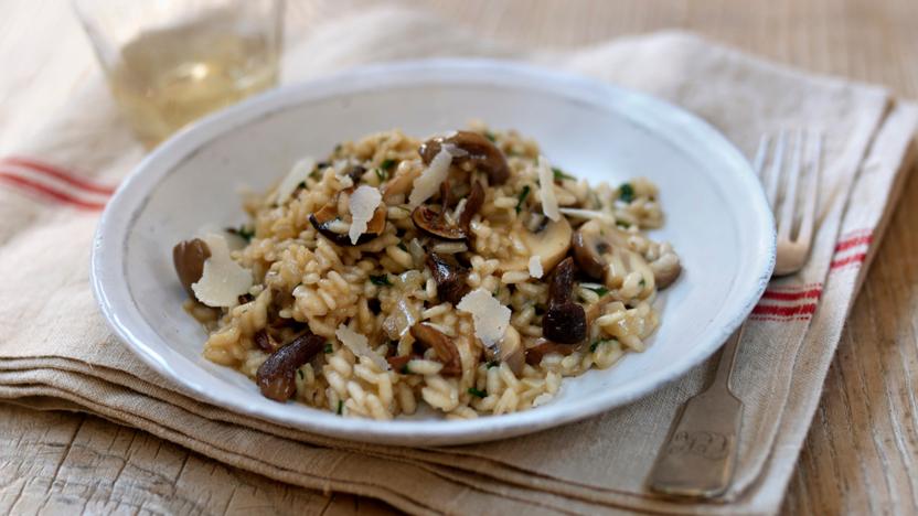 Mushroom risotto recipe - BBC Food