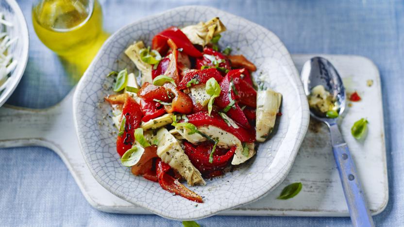 Roasted red pepper and artichoke salad