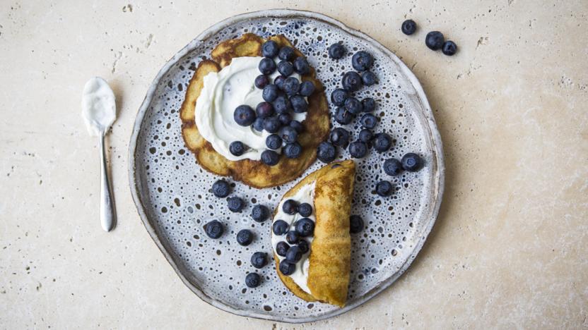 Gluten-free pancakes with blueberries and yoghurt