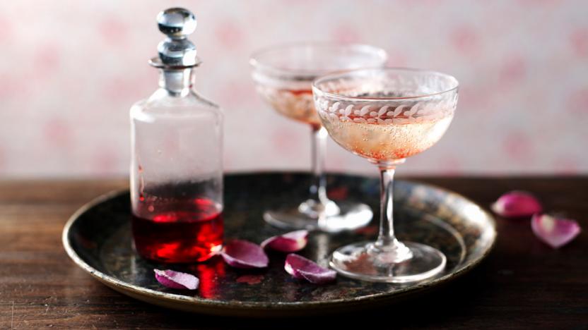 Rose prosecco cocktail