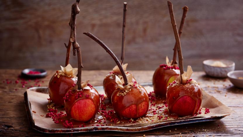 Easy toffee apples