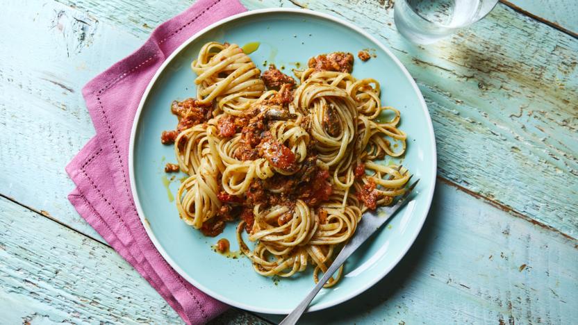 Hawaiian spaghetti recipe - BBC Food