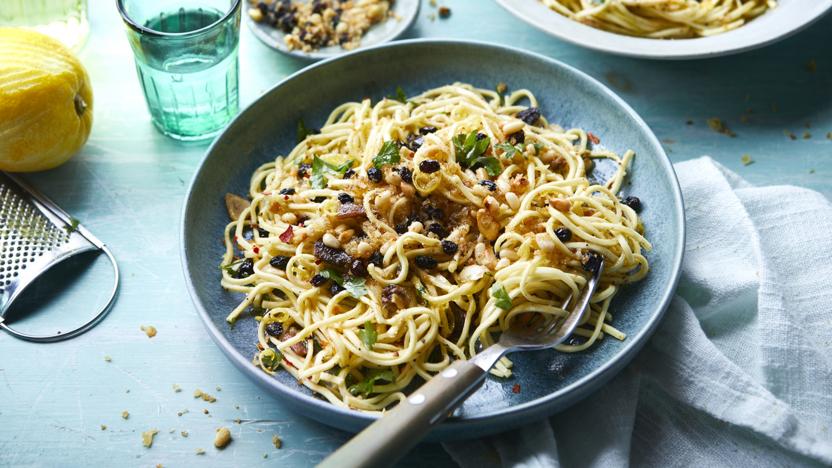 Sicilian pasta con pangrattato