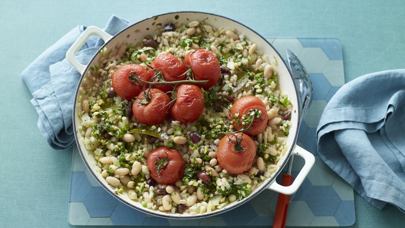 Slow-cooked tomato and fennel stew with pearl barley