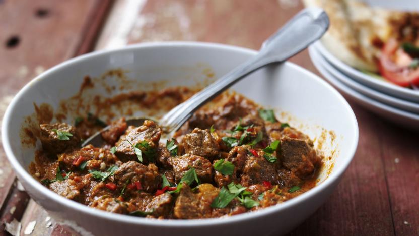 beef uk rendang recipe BBC recipe Slow  beef cooker  curry Food