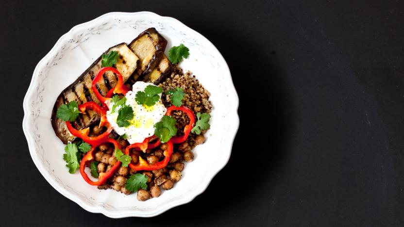 Spiced chickpea, red pepper, aubergine and quinoa grain bowl