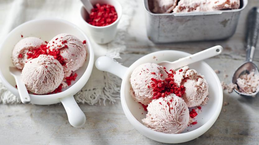 Sugar free strawberry and banana ice cream