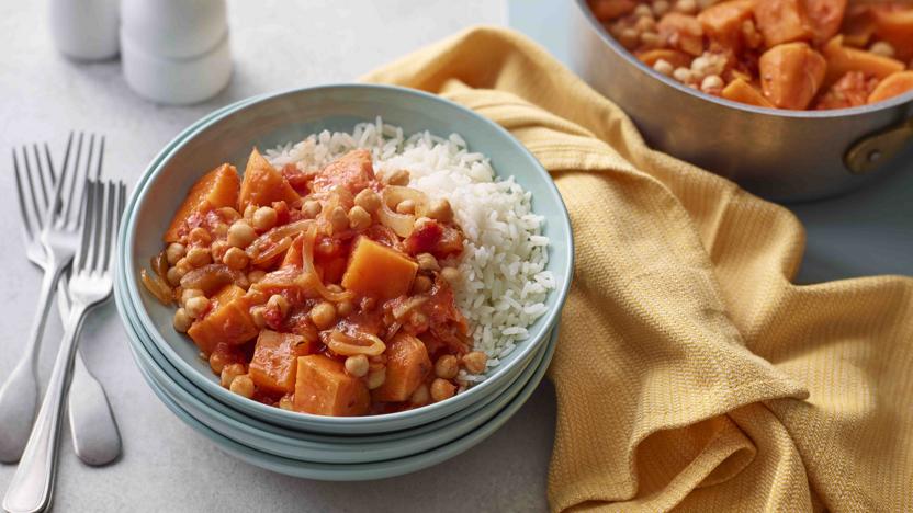 Sweet potato and chickpea curry 