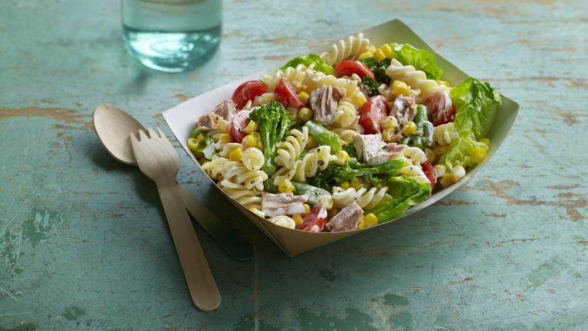 Tuna and sweetcorn pasta salad 