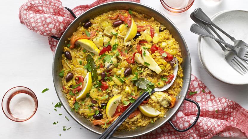 Vegetarian Paella Recipe c Food