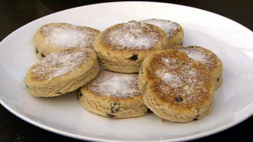 Traditional Welsh Cakes Recipe - The Daring Gourmet