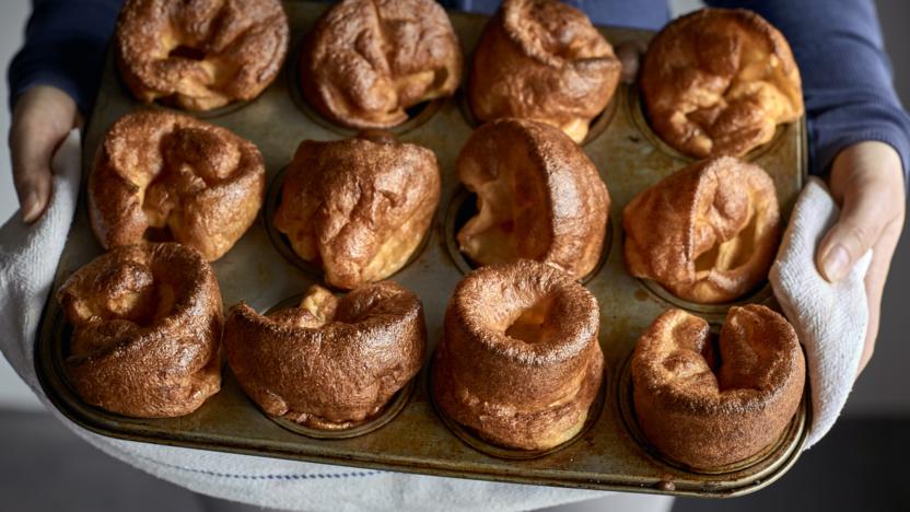 Best Yorkshire Pudding Recipe - How To Make Yorkshire Pudding