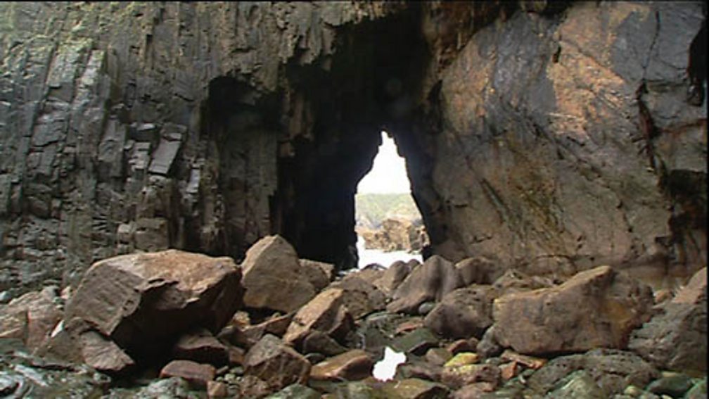 BBC Two Primary Geography, Mountains and Coasts, Mountains and Coasts
