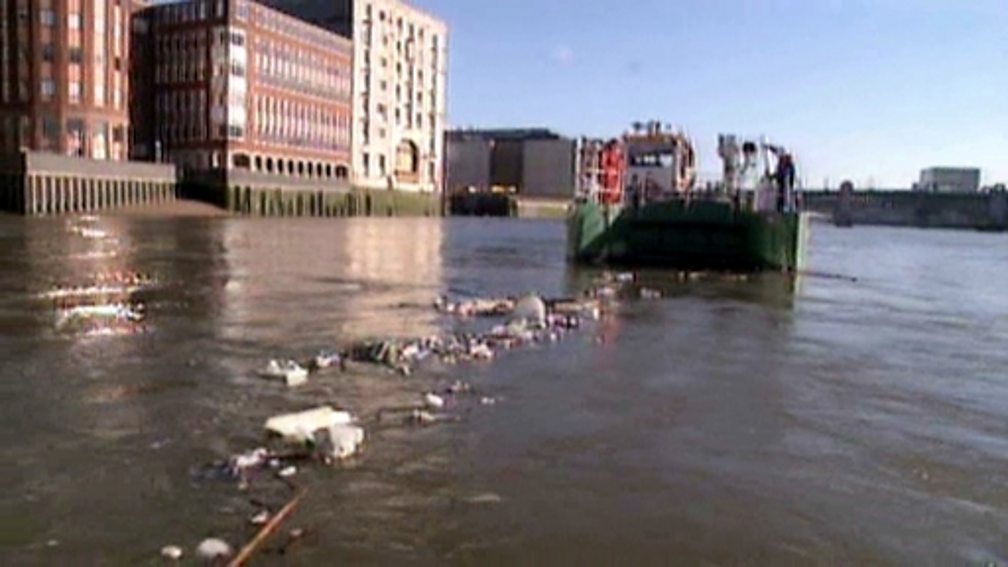 BBC Two Science Clips, Solids and Liquids, Turning glass from a