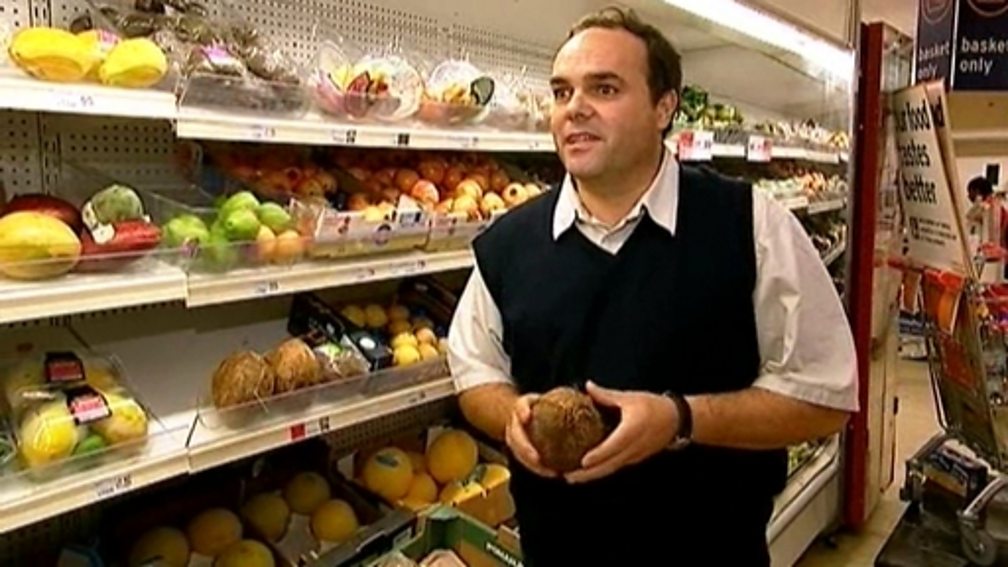 BBC Two KS1 Science Clips, Growing Plants, Plants are living things