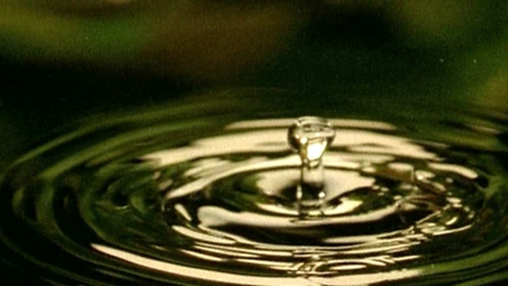 BBC Two Science Clips, Changing State, Solids, liquids and gases