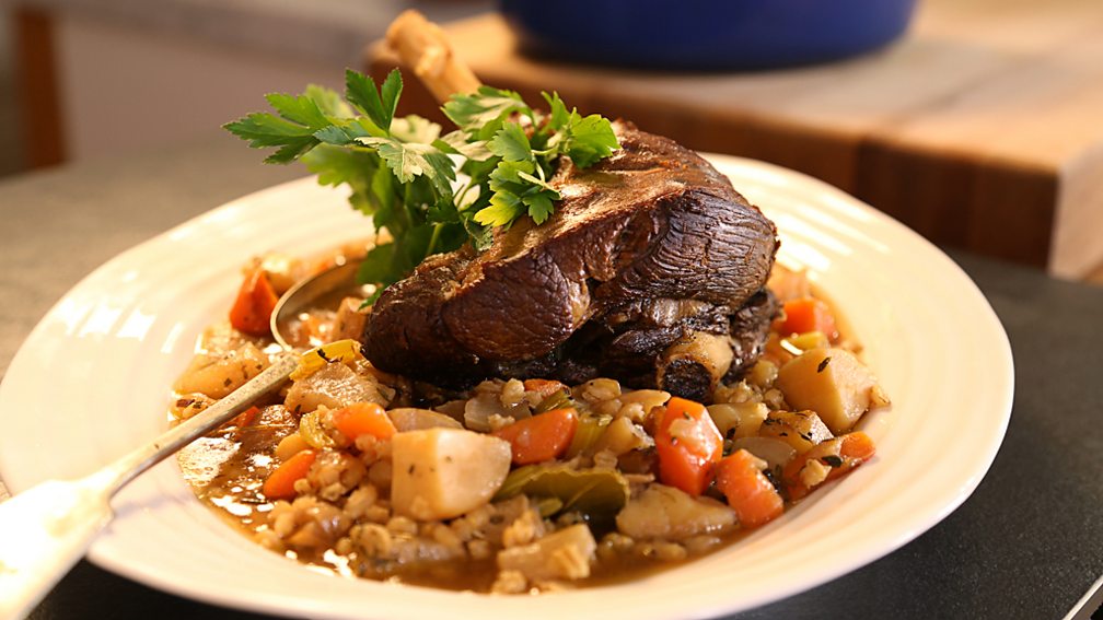 BBC Two Hairy Bikers' Best of British, Series 2, Sheep, Lamb kofta curry