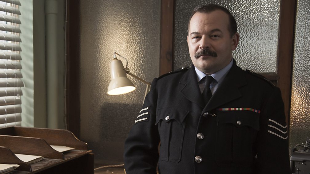 BBC One WPC 56, Series 1 Desk Sergeant Peter Pratt