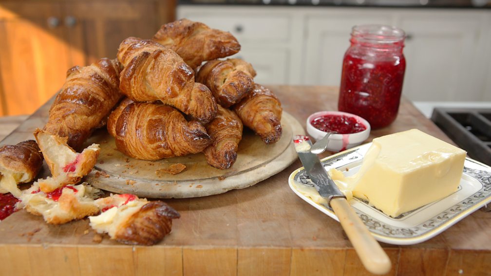 BBC Two James Martin Home Comforts, Series 2, Sunday Brunch, Corned