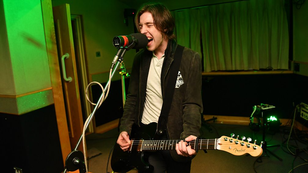 BBC Radio 1 Radio 1's Future Sounds with Clara Amfo, Shura + Catfish