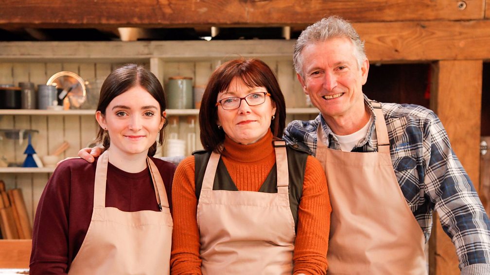 BBC Two - Family Cooking Showdown - The Dawes Family