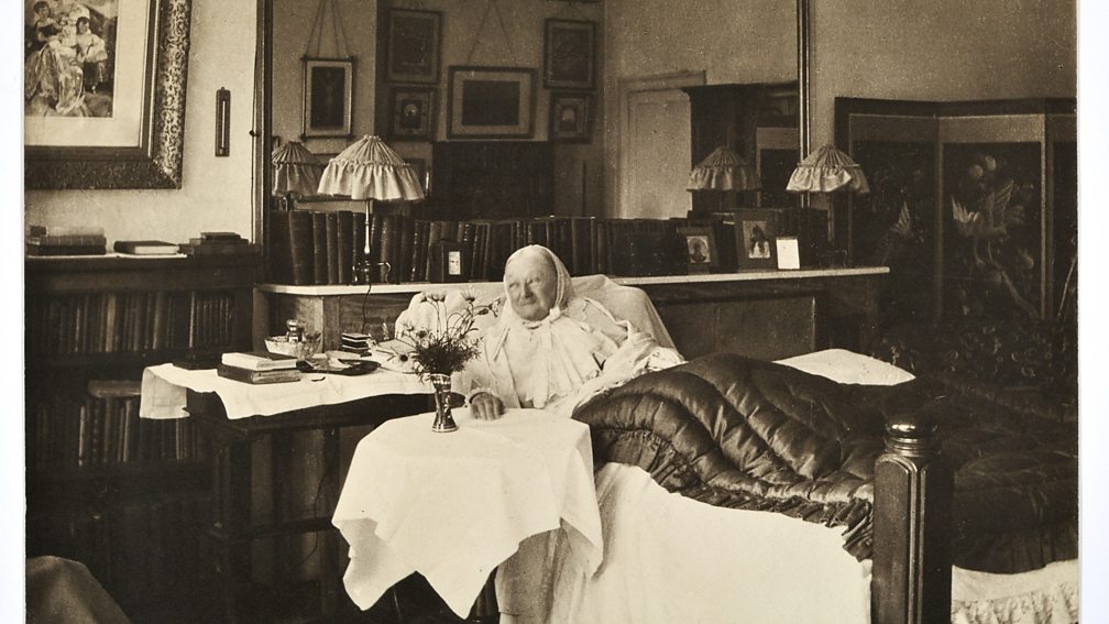 BBC Radio London - Robert Elms, Winnie Raeder, Kimono's and Florence