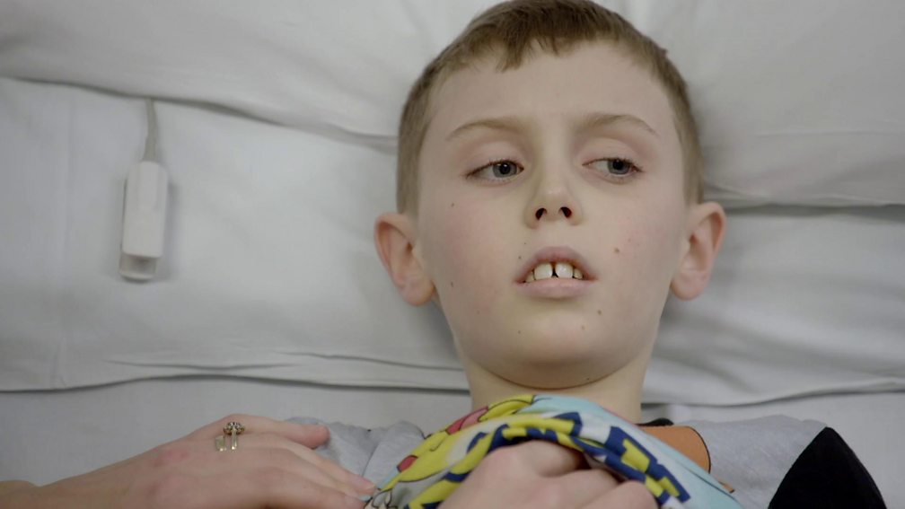 BBC One Children's Ward, Series 2, Episode 1, The children's ward at