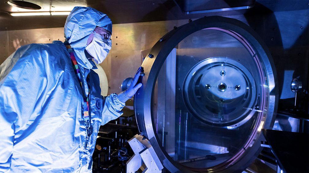 Central Laser Facility The UK's Vulcan laser, now being dismantled to be replaced by a more powerful device (Credit: Central Laser Facility)