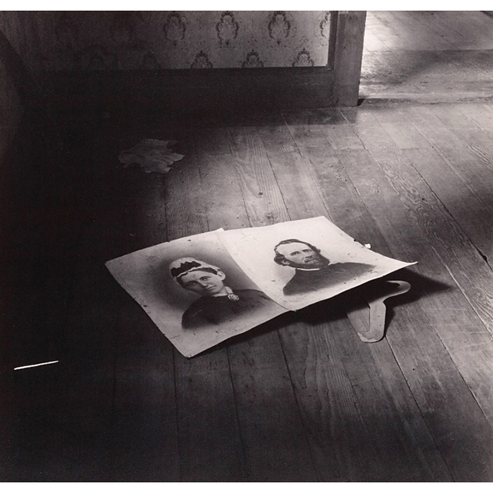 The Dorothea Lange Collection Family Portrait, from Death of a Valley, 1956 (Credit: The Dorothea Lange Collection)