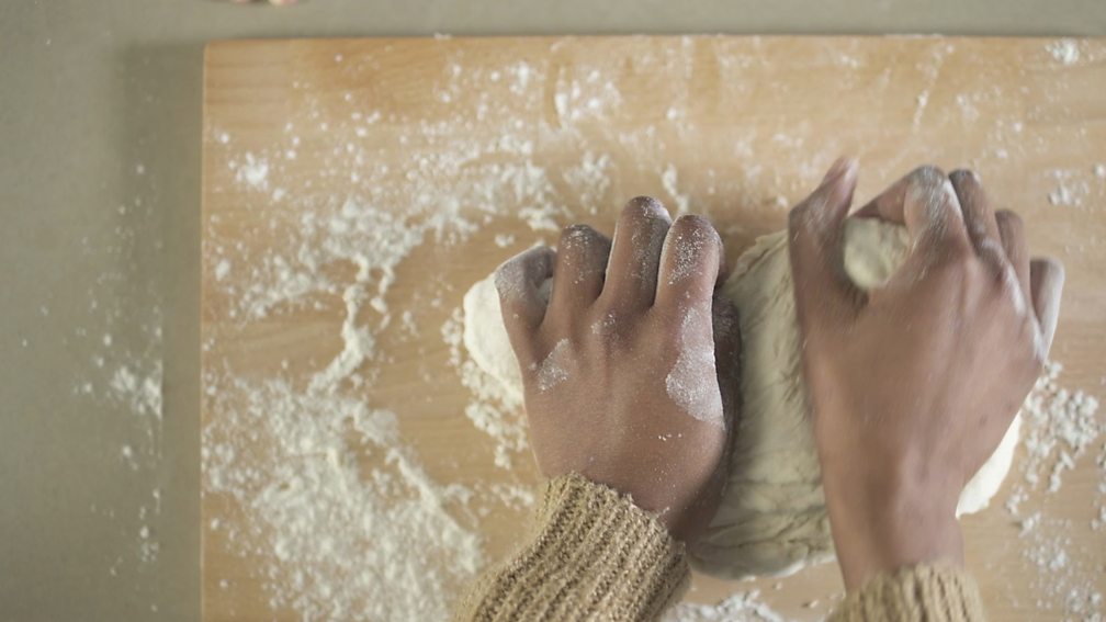 How to make bread guide for KS3 chemistry students BBC Bitesize