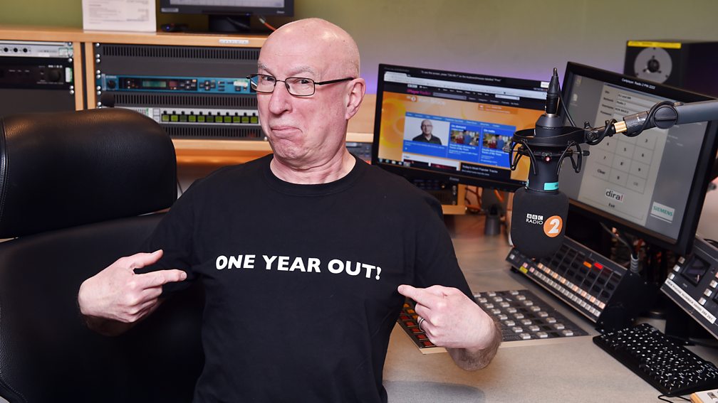 BBC - How the 2000s’ biggest pop stars became masters of social media