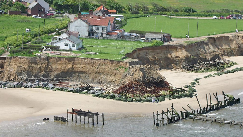 Ten of the worst weather events that shook Britain - BBC Teach