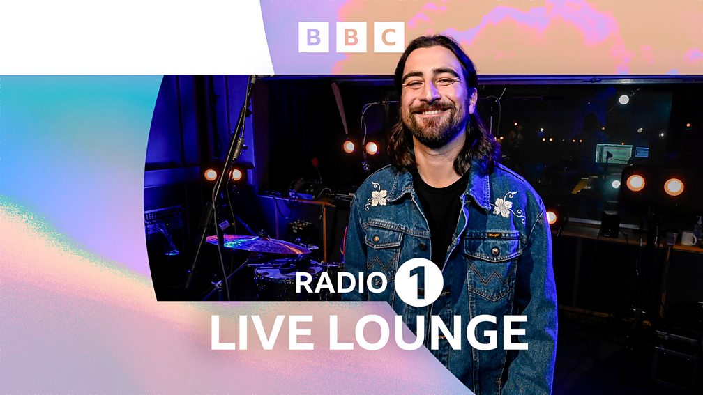 Live Lounge List