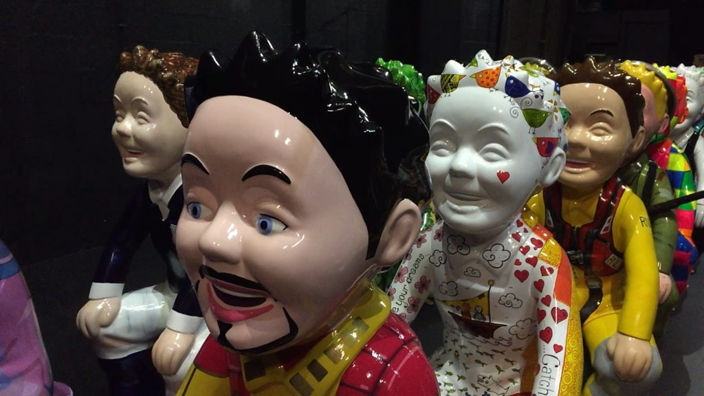 Oor Wullie Bucket Trail auction raises £883,000 BBC News