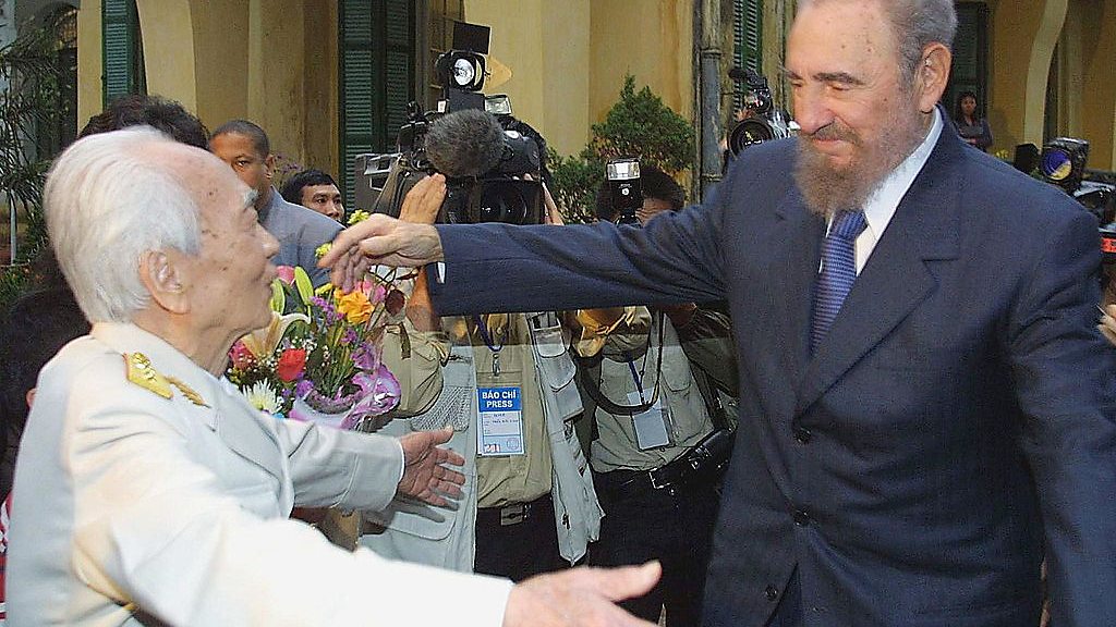 Fidel Castro: Chuyến thăm Việt Nam cuối cùng và Tướng Giáp - BBC News Tiếng  Việt
