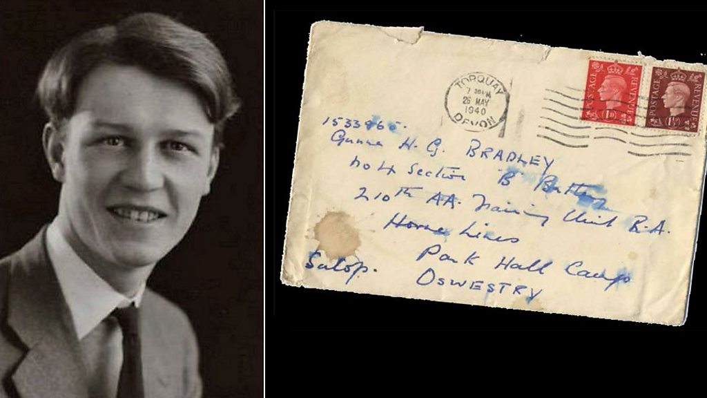 Gay WWII secret letters gain Hollywood interest - BBC News