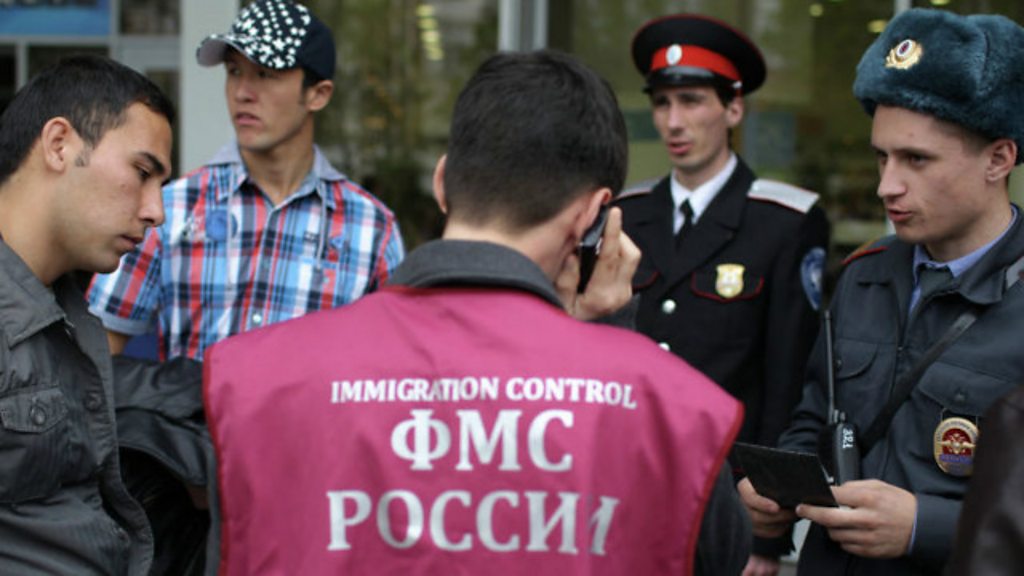 Jinsiy partiya raislari Saunadagi oilalar shaxsiy porno